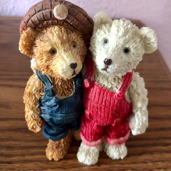 Set of Three Adorable Bear Figurines - Picture 7 of 9